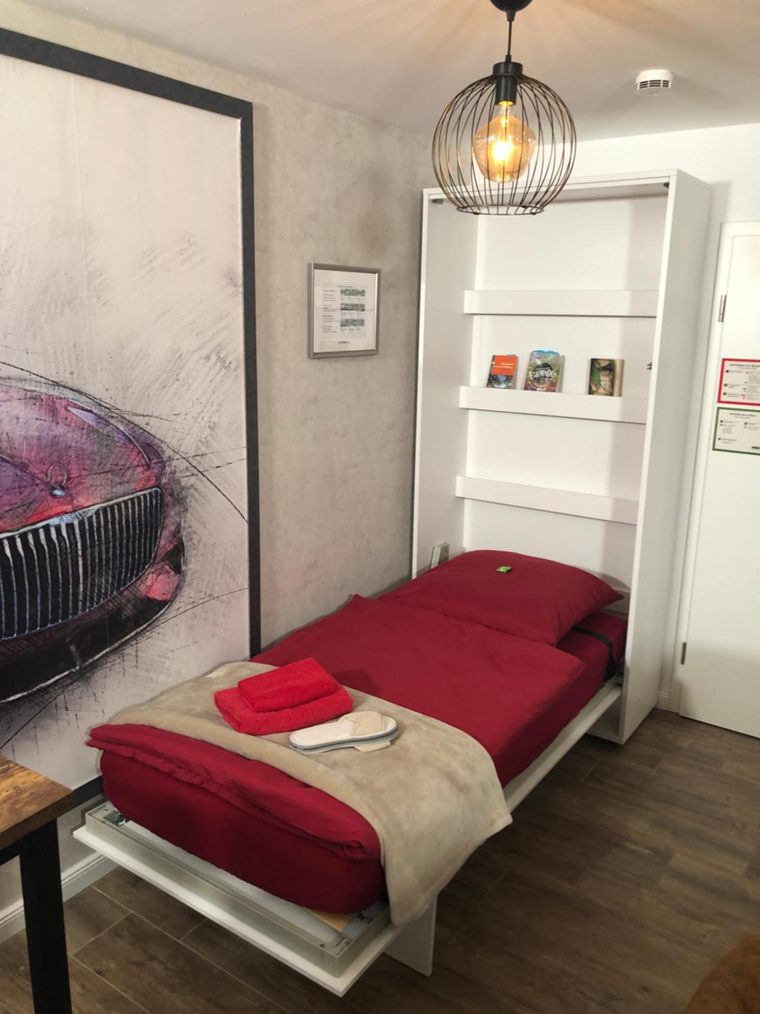 Stylisches Maybach Appartement Mit Terrasse Fuer 5 Personen, 5 Betten, Grosse Kochinsel, Homeoffice Mit 250Mbit Wlan Aidlingen Buitenkant foto